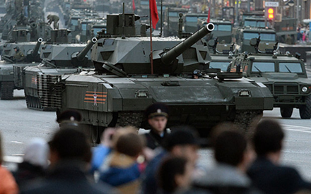 Nga nói gì về vụ siêu tăng T-14 Armata 'tuột xích' lúc tập dượt?
