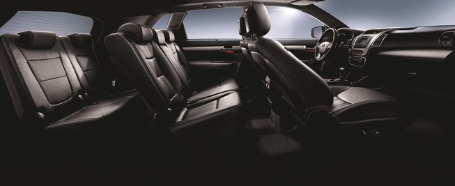 Kia New Sorento phiên bản mới giá 873 triệu đồng