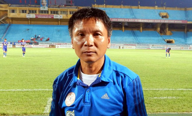 HLV Võ Đình Tân (Sanna Khánh Hòa): “Trọng tài Đình Thịnh không làm tôi phục”