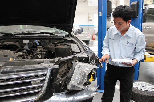 Kinh nghiệm khi mua bảo hiểm vật chất cho ô tô