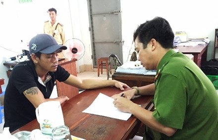Thanh niên chạy xe quá tốc độ, vu khống CSGT
