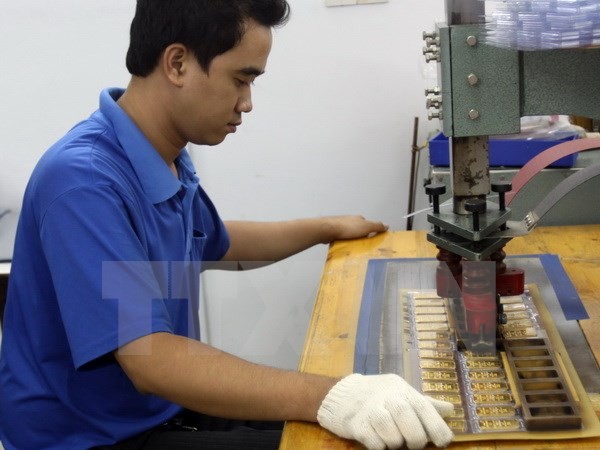Vì sao vàng một chữ của SJC bị “phân biệt,” làm dư luận hoang mang