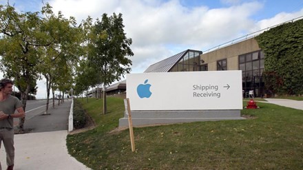Apple sơ tán 4.000 nhân viên vì bị dọa đánh bom