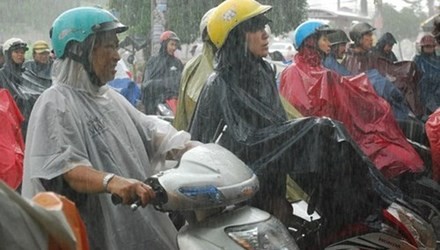 Hà Nội tiếp tục chìm trong mưa rét, nhiệt độ 8 độ C