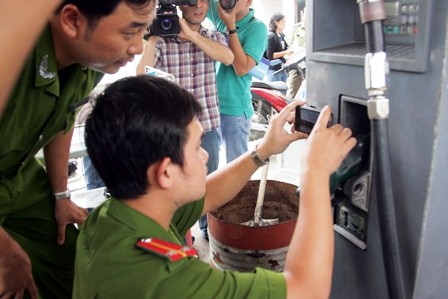 Tất tần tật những điều cần biết về xăng “bẩn“