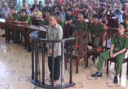 Xét xử lưu động vụ án cướp của giết người tại xã Phú Lý