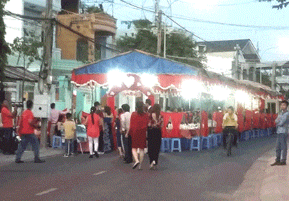 Dựng lều, rạp trái phép dưới lòng đường sẽ bị phạt đến 12 triệu đồng
