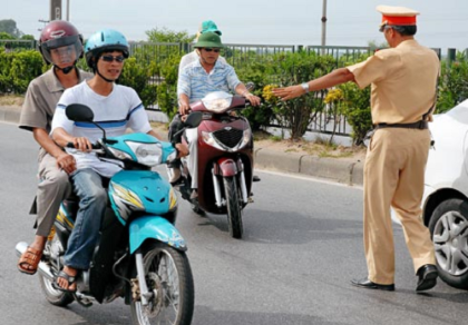 Khi nào CSGT được quyền dừng phương tiện để kiểm tra?