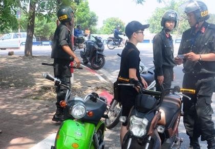 Thẩm quyền xử phạt giao thông của cảnh sát cơ động