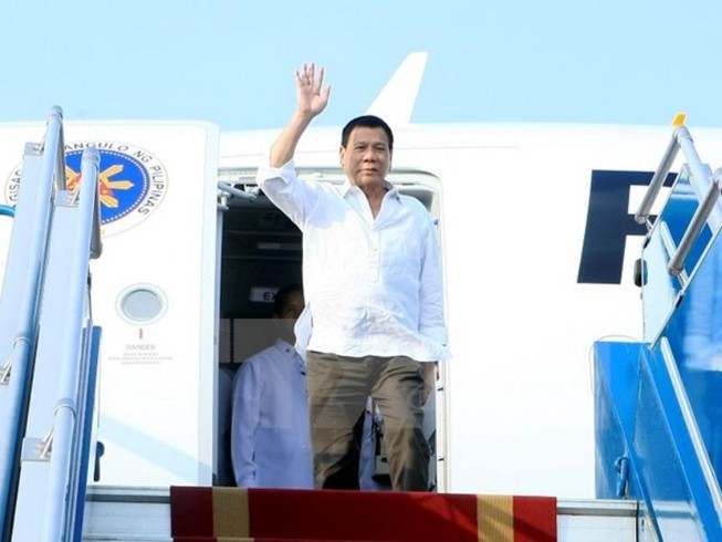 Tổng thống Philippines Duterte đã đến Hà Nội