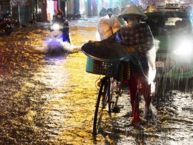 Chiều tối nay, miền Nam lại có mưa vừa, mưa to