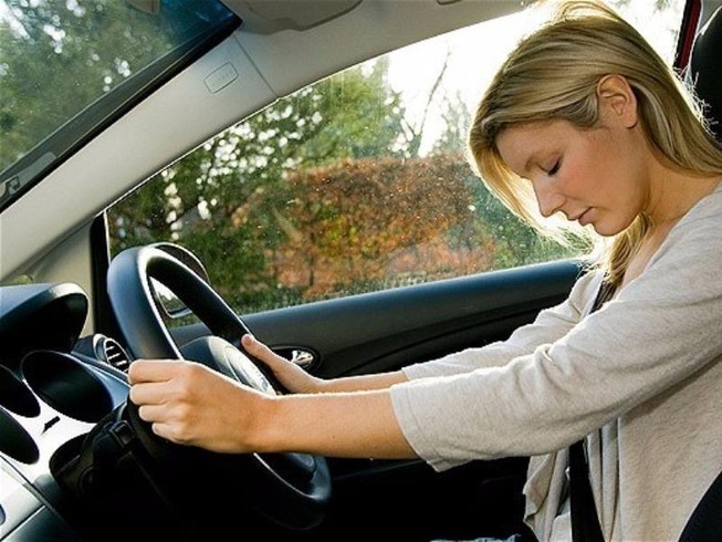 Kinh nghiệm lái xe không ngủ gật, tránh gây tai nạn