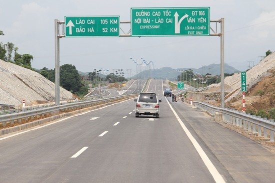 Bộ trưởng Đinh La Thăng: Tiền của tư nhân thì không thể thất thoát