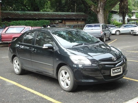 Toyota Việt Nam triệu hồi gần 4.000 xe ô tô bị lỗi