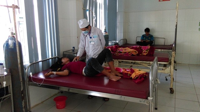 Sét đánh trúng mâm cơm gia đình, 1 bé gái tử vong, 3 bé bị thương