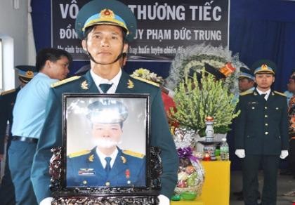 Đề nghị công nhận liệt sĩ cho Thiếu úy Phạm Đức Trung