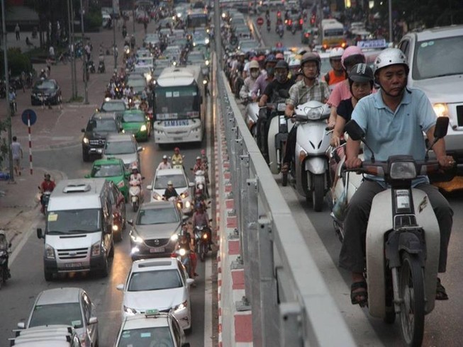 'Hạn chế xe ngoại tỉnh là học từ Trung Quốc'