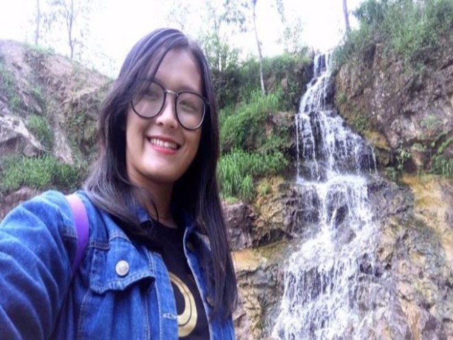 Thủ tướng truy tặng bằng khen cho 'Bông hoa vùng lũ'