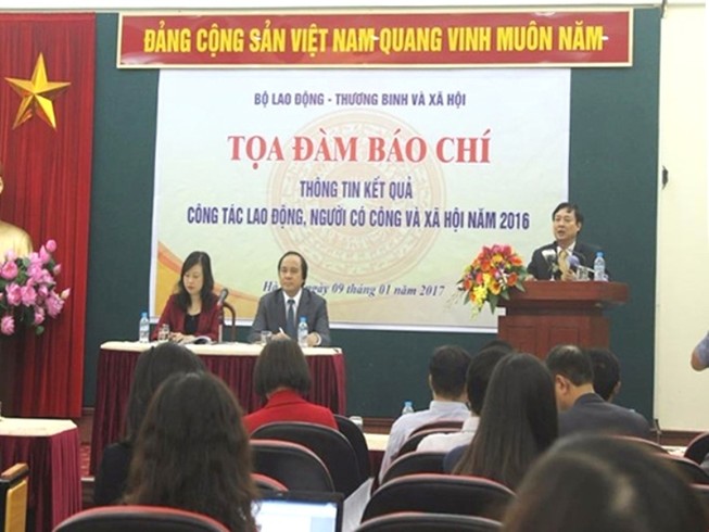Thưởng tết, cao nhất 1 tỉ đồng, thấp nhất 50.000 đồng