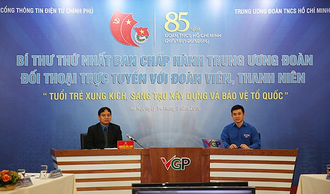 Bí thư thứ nhất Trung ương đoàn bàn về Facebook