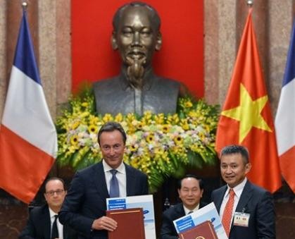 Việt Nam thỏa thuận, hợp đồng mua 40 máy bay Airbus với Pháp