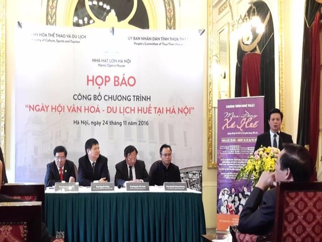 Quy tụ các ca sĩ hát hay nhất về Huế tại Hà Nội