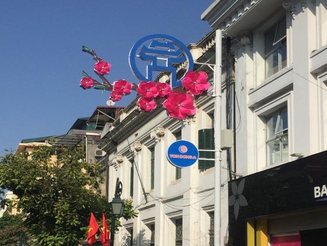 Chiêm ngưỡng các mẫu trang trí phố đạt giải của Hà Nội