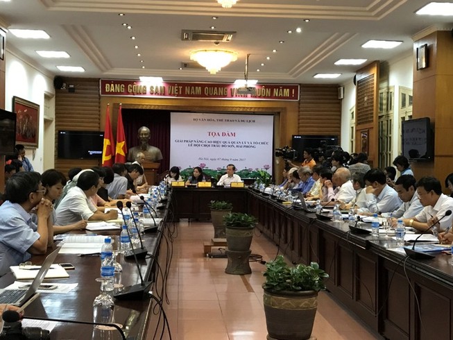 'Dừng chọi trâu Đồ Sơn, có cháu thiếu nhi ôm mặt khóc'