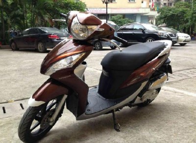 Lừa bạn gái để lấy xe đi cầm
