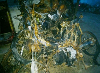 Bắt nghi can đốt tiệm bánh mì của chị gái, bốn người bị bỏng
