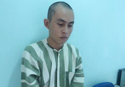 Đòi quan hệ không được, dùng dao cướp tài sản bạn gái