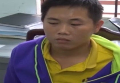 Dùng kéo đâm chết bạn trong quán karaoke