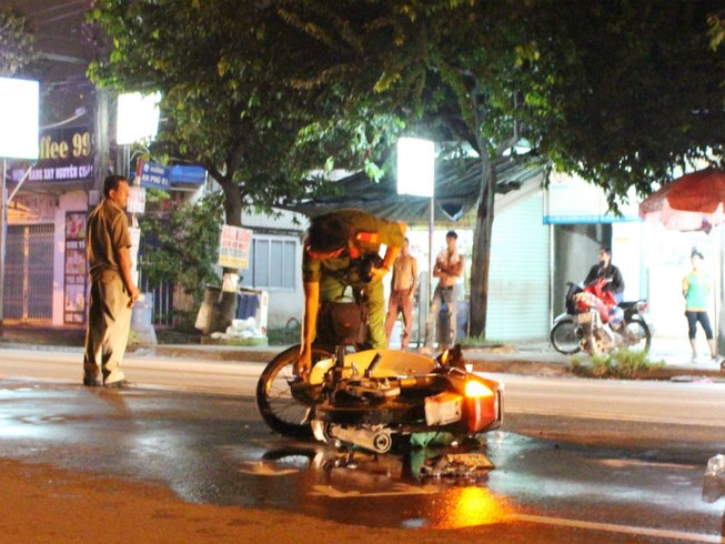 Truy tìm 2 thanh niên gây tai nạn chết người bỏ trốn