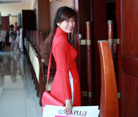 Ngắm những bóng hồng xinh đẹp trong “Điểm hẹn tháng 6”