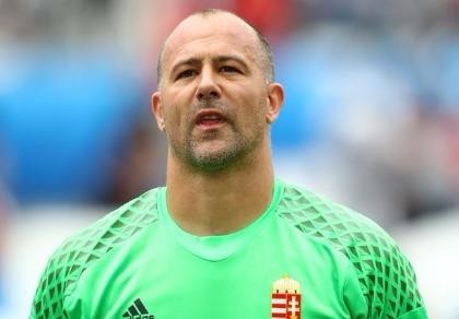 7 điều bạn chưa biết về thủ môn 'già và quái' nhất Euro 2016