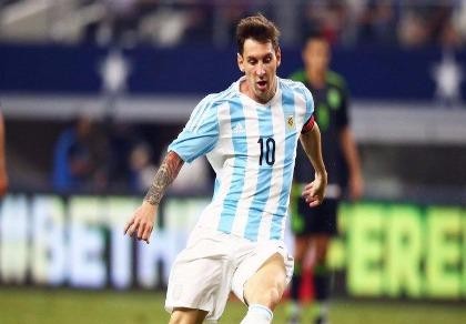 Tổng thống Argentina xác nhận Messi chắc chắn trở lại đội tuyển