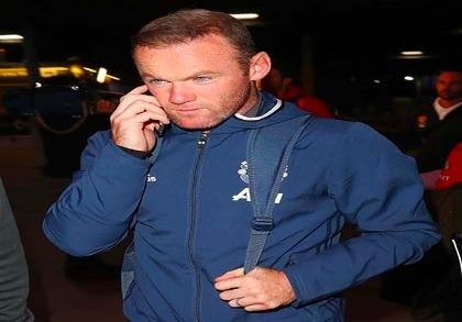 Vừa về nhà, thầy trò Mourinho lại vội vã ra sân tập