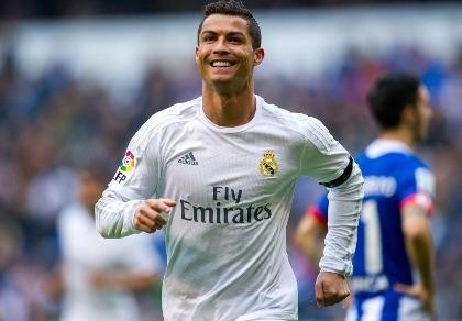 Real Madrid trói chặt Cristiano Ronaldo đến năm 2020