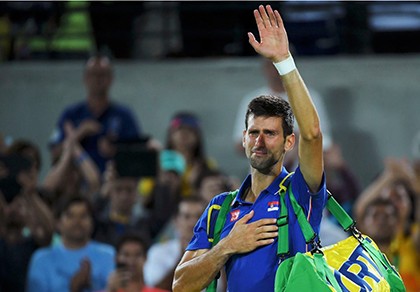 Thua sốc ngay trận đầu tại Olympic, Novak Djokovic khóc nức nở