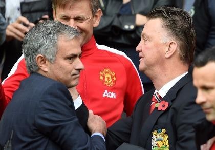 Jose Mourinho: Cảm ơn Van Gaal, ca ngợi Ibrahimovic