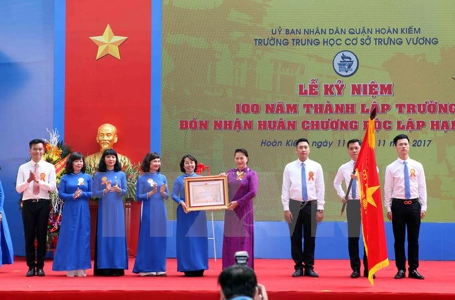 Chủ tịch QH dự lễ kỷ niệm 100 năm trường Trưng Vương - ảnh 1
