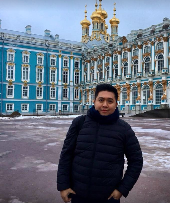 Tỉ phú Vichai, á hậu Thái Lan và các phi công đã thiệt mạng - 3