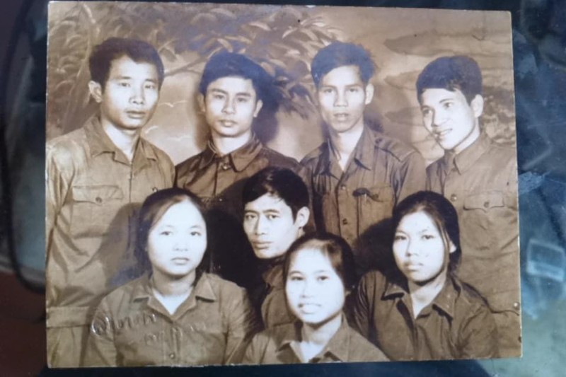 Đồng đội trong trái tim nữ quân nhân 16 tuổi - Ảnh 1.