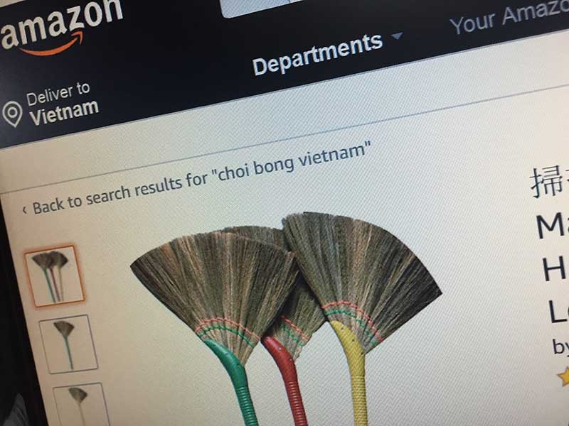 Gã khổng lồ Amazon nhảy vào Việt Nam: Ai hưởng lợi? - Ảnh 2.