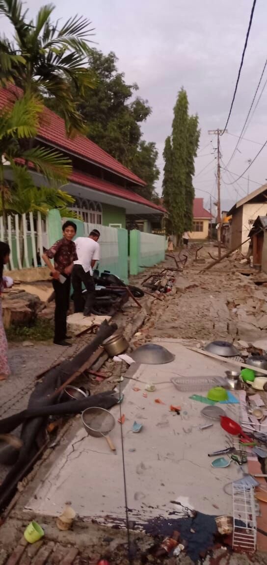 Động đất-sóng thần Indonesia: Số người chết tăng lên 384 - ảnh 4