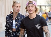 Justin Bieber bất ngờ cầu hôn bạn gái sau 1 tháng hẹn hò?