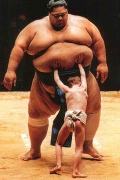 Cuộc 'hành xác' suốt đời của giới võ sĩ sumo - ảnh 2
