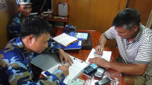 Bắt quả tang 2 tàu sang trái phép… 50.000 lít dầu - ảnh 2