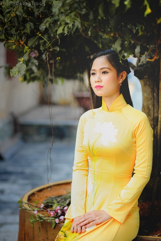 Hoa khôi Phương Thảo dùng bữa với người lạ - ảnh 12