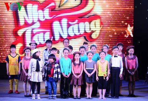 Những tài năng nhí khiến mọi người 'phát sốt' - ảnh 9